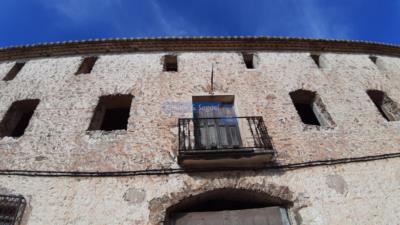 Historisches Gebäude der Baronía in der Region Morvedre